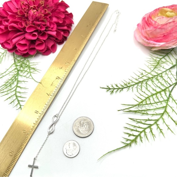 NEW⚜️Infinity Cross Charm Chain Necklace - Picture 5 of 5